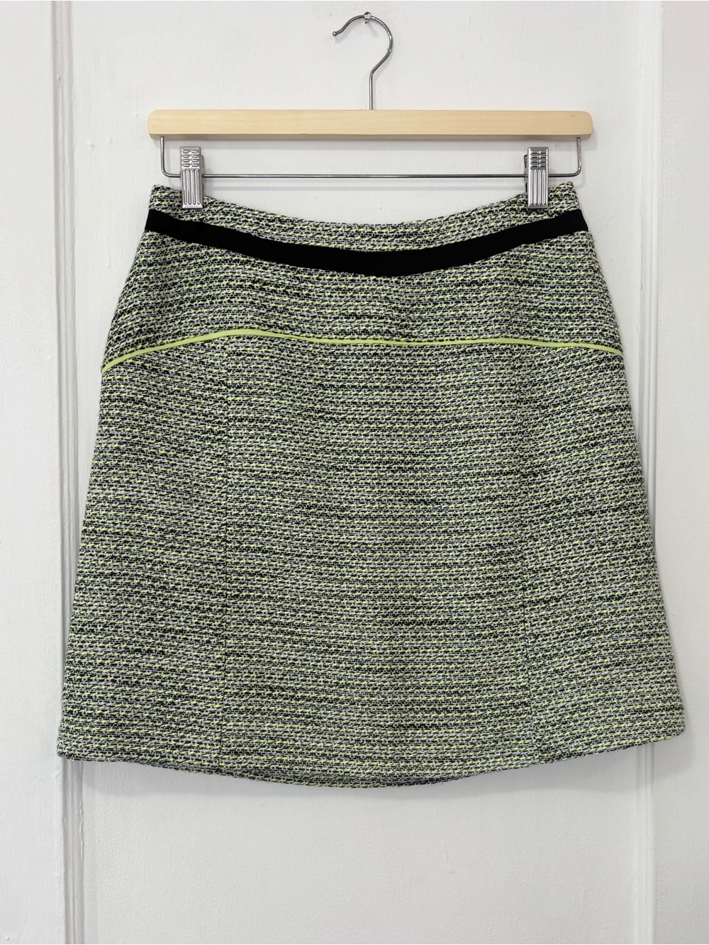 Halogen Women’s Vibrant Neon Green/Black/White Tweed A-Line Mini Skirt, Size 4